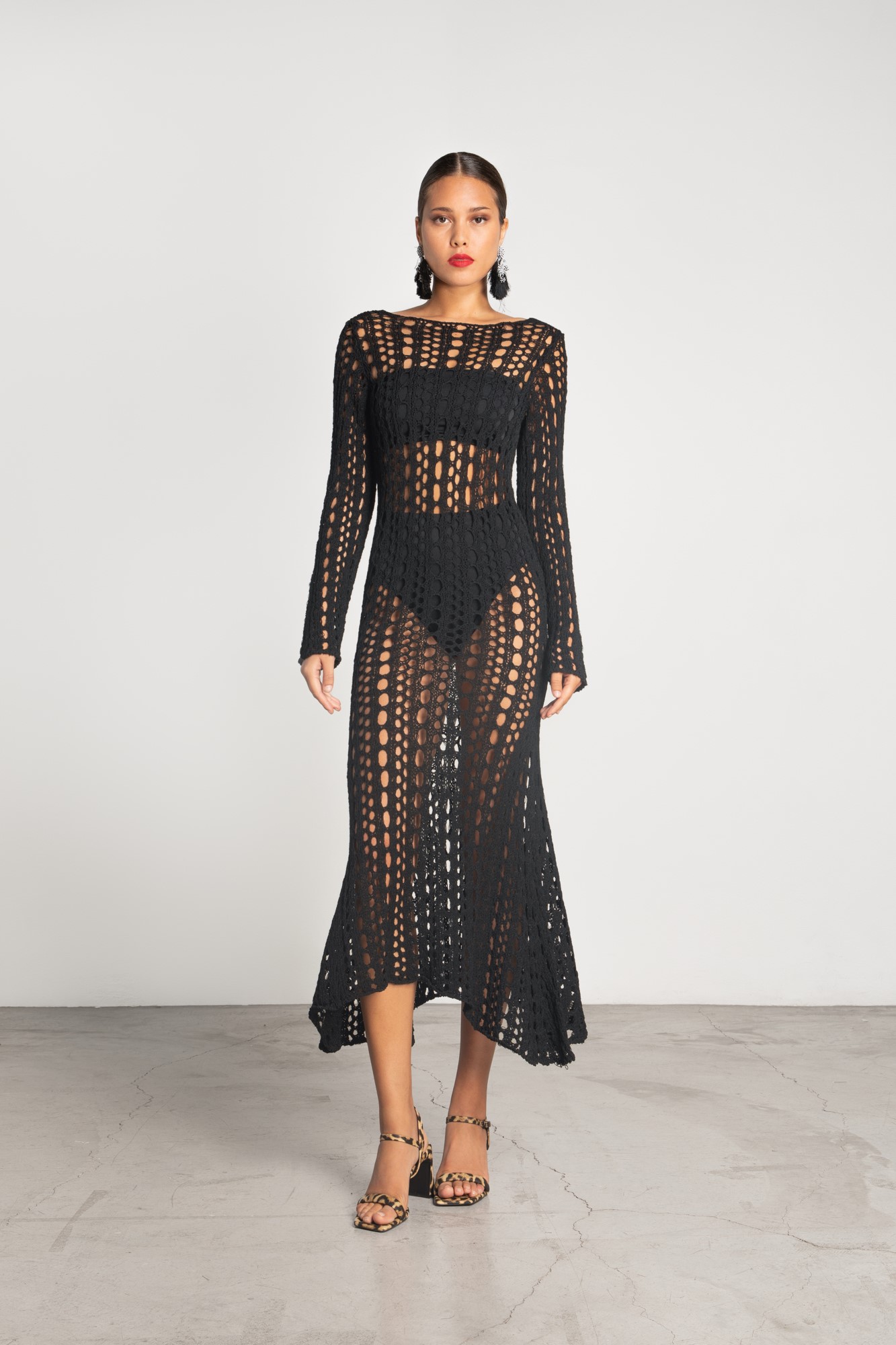 MOYTAKI-24447 A plastic side chair - Image 1